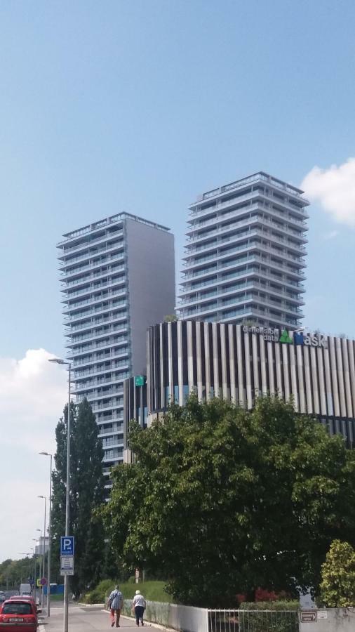H+ Apartman Letiště